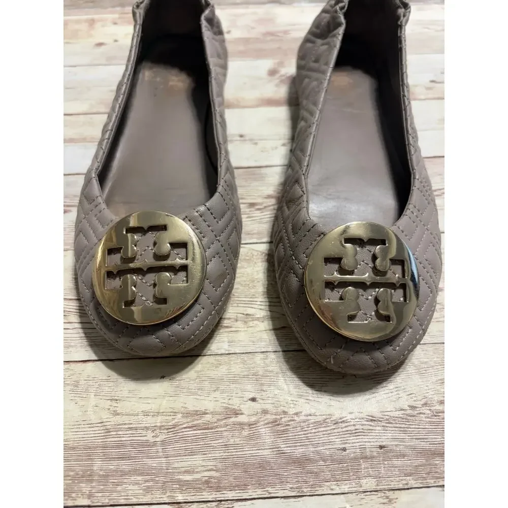 Tory Burch Quilted Minnie Flats Women's Size 8 Dust Storm Gold Logo